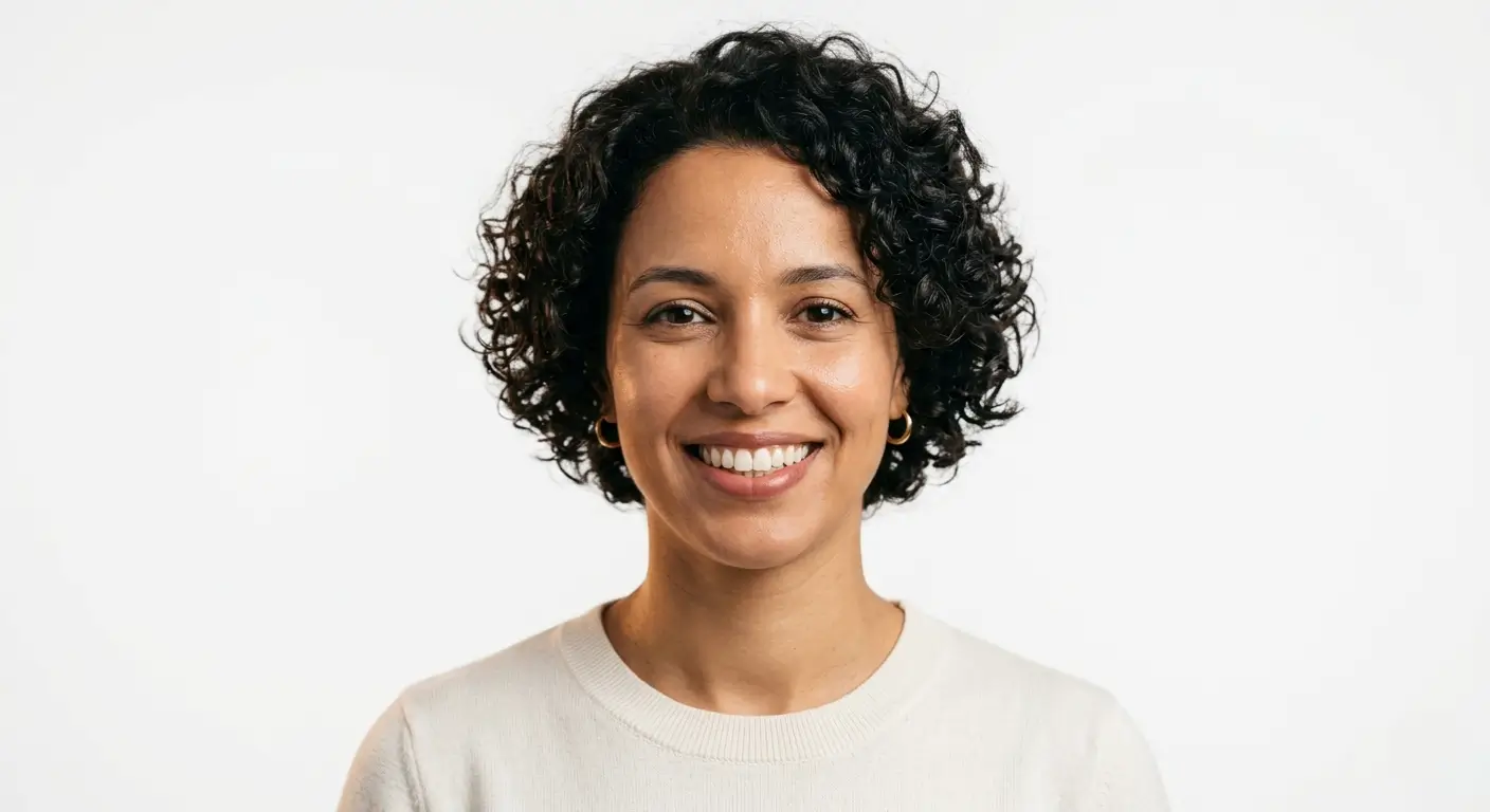 Patiente souriante au Centre Dentaire Panoramique, Casablanca